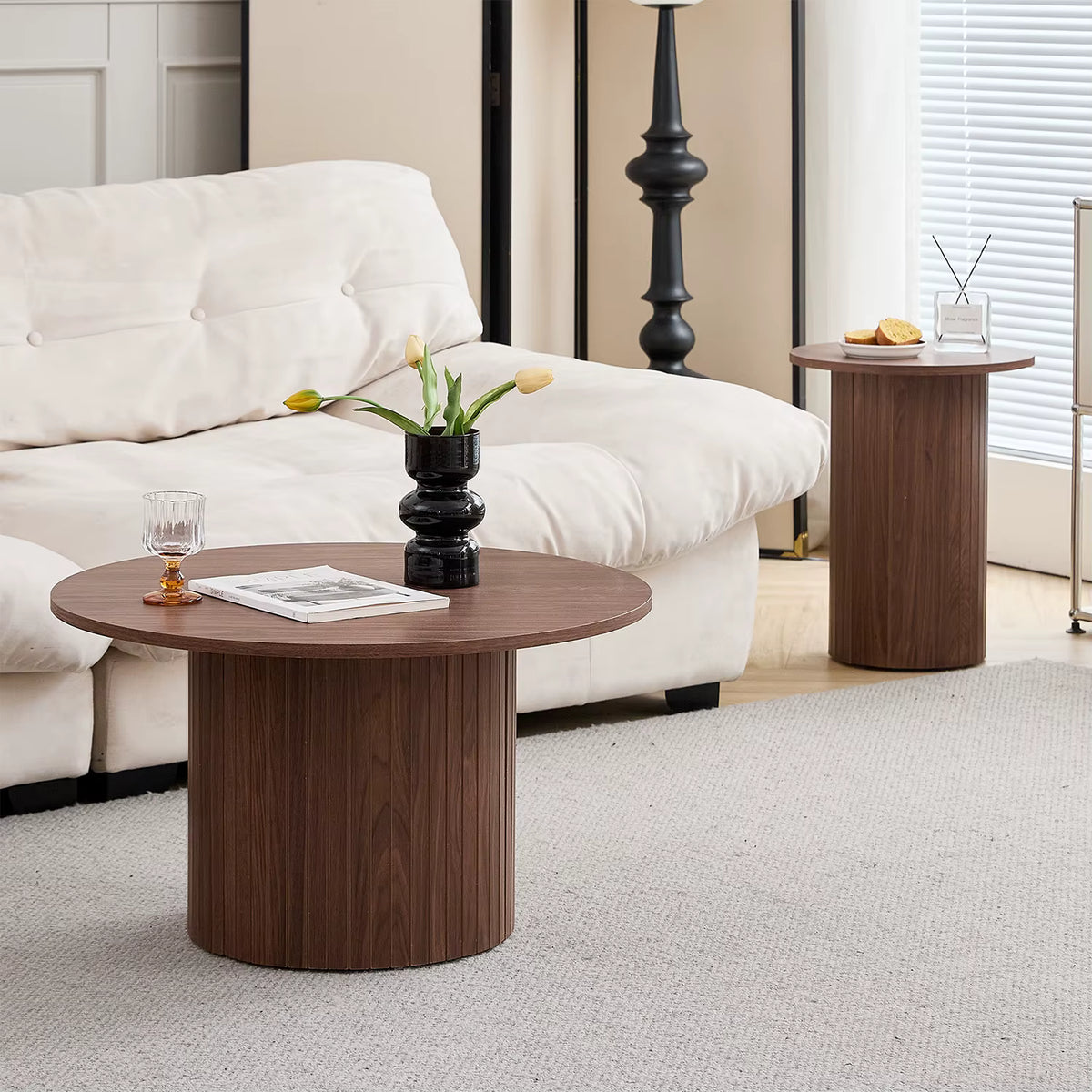 Ensemble de 2 tables basses rondes en bois